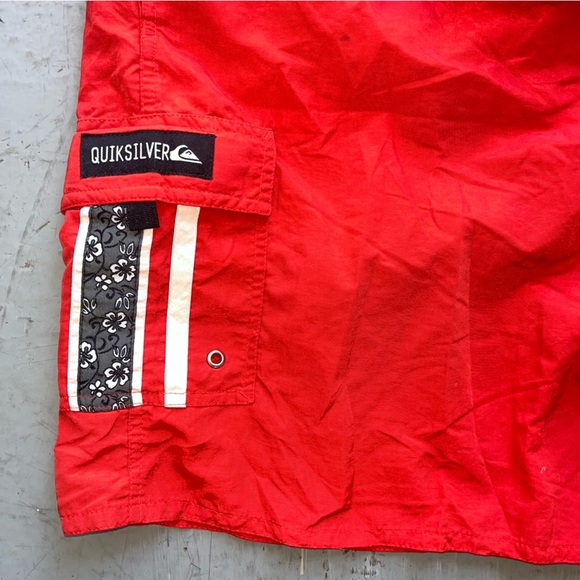 Quiksilver Red Athletic Men's Shorts beach vintage - Picture 2 of 4